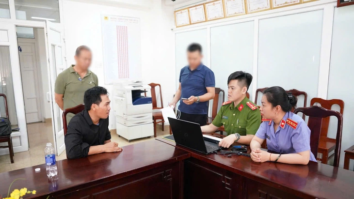 Khởi tố người giết vợ cũ và mẹ vợ vì mâu thuẫn trong việc thăm con - Ảnh 1.