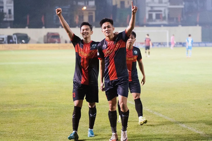 Ninh Bình khiến Bình Phước chưa thể chạm tay vào vé play-off - Ảnh 3.