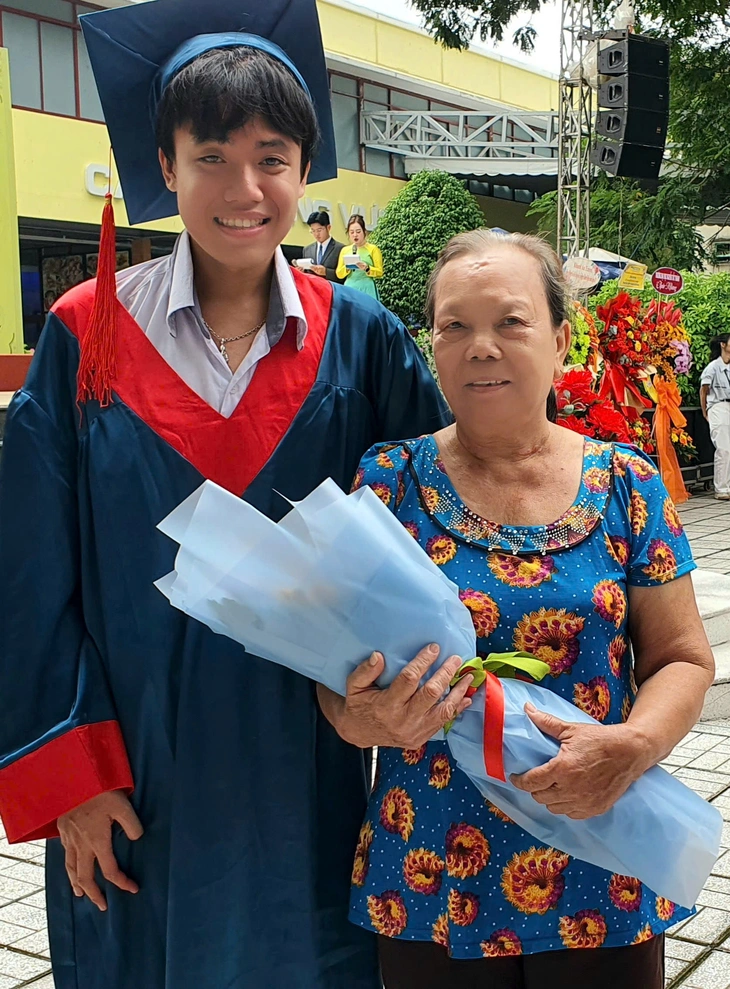 THPT Hùng Vương - Ảnh 8.