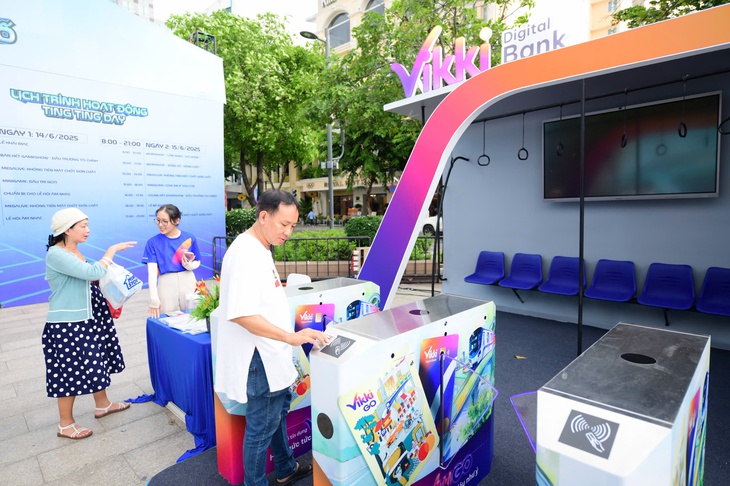 Thử một ngày không ví tiền, 15 phút đi metro đến lễ hội Ting Ting Day - Ảnh 6.