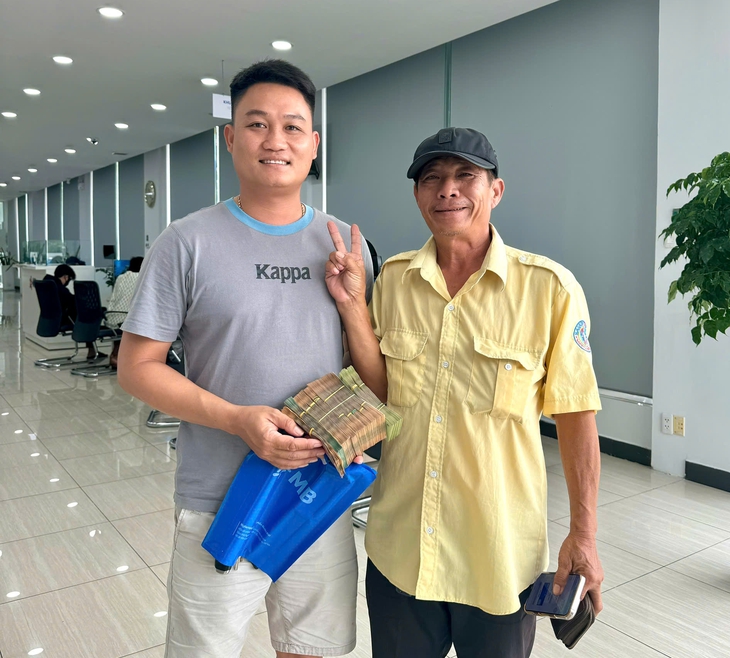 trả lại - Ảnh 1.