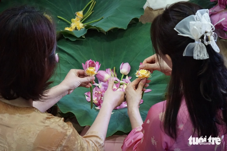 Công phu nghề làm trà sen Hồ Tây, bao điều cấm kỵ - Ảnh 5. Trà sen - Ảnh 5.