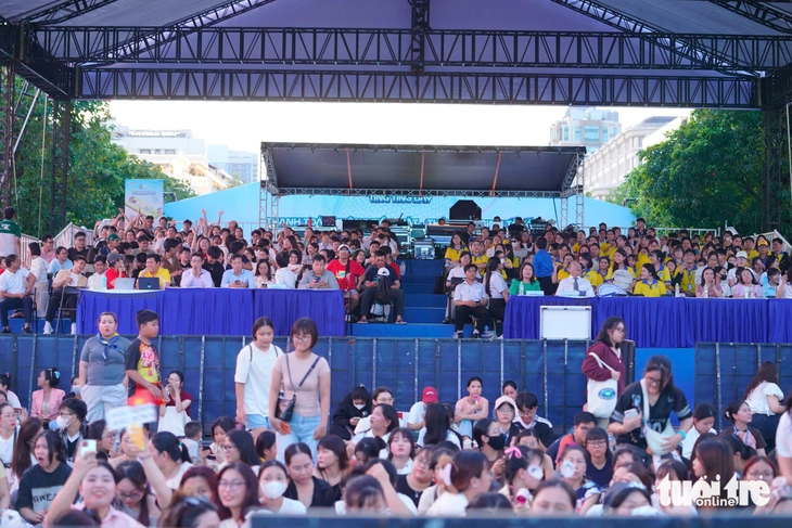 Đội FinHer Trường đại học Kinh tế - Luật chiến thắng game show Đấu trường tài chính - Ảnh 8. Đấu trường tài chính - Ảnh 8.