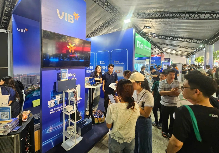 không tiền mặt - Ảnh 2.