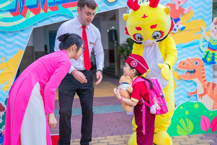 Asian School - Ảnh 1.