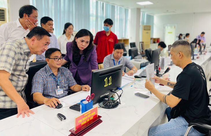 Lắng nghe để phục vụ người dân tốt hơn - Ảnh 1. chính quyền - Ảnh 1.