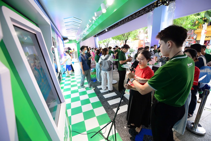 Mang cả hệ sinh thái tài chính số đến lễ hội không tiền mặt 2025 - Ảnh 2. tài chính số - Ảnh 2.