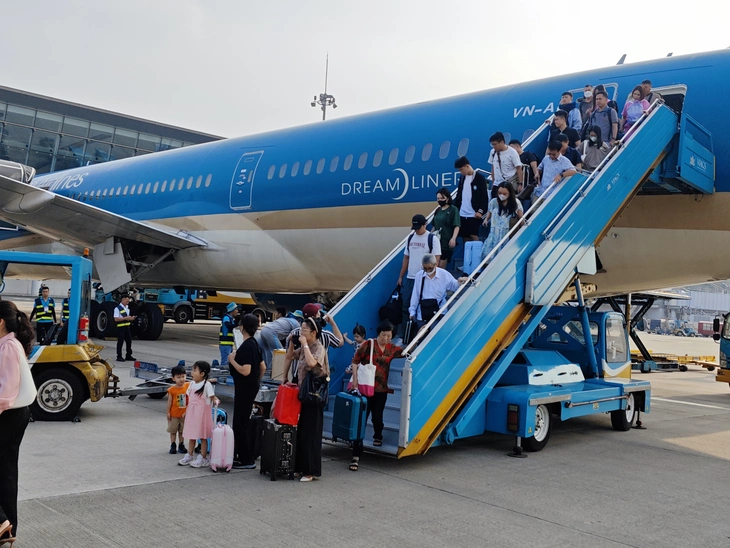 Vietnam Airlines - Ảnh 1.