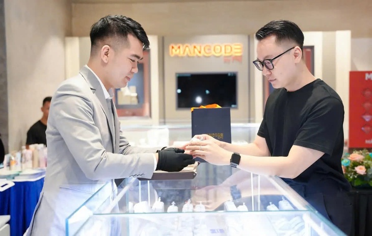 PNJ lần thứ hai liên tiếp vào danh sách Fortune 500 Đông Nam Á - Ảnh 4.