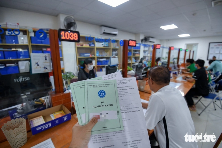 Từ 1-7, trốn đóng bảo hiểm xã hội, bảo hiểm y tế có thể bị xử lý hình sự - Ảnh 1. bảo hiểm xã hội - Ảnh 1.