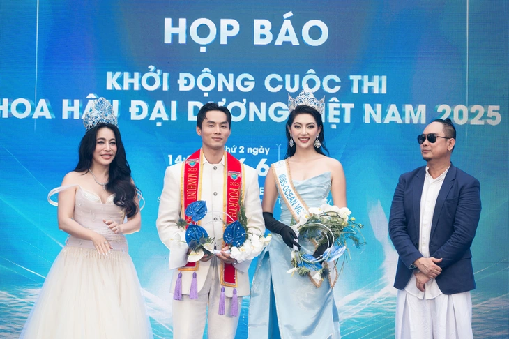 Chung kết Hoa hậu Đại dương Việt Nam 2025 diễn ra lúc hoàng hôn ở vịnh Vĩnh Hy - Ảnh 1. Hoa hậu Đại dương - Ảnh 1.