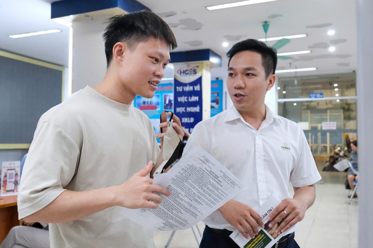8 tỉnh thành phía Bắc ồ ạt tuyển dụng, hơn 96.000 chỉ tiêu việc làm - Ảnh 1. tuyển dụng - Ảnh 1.
