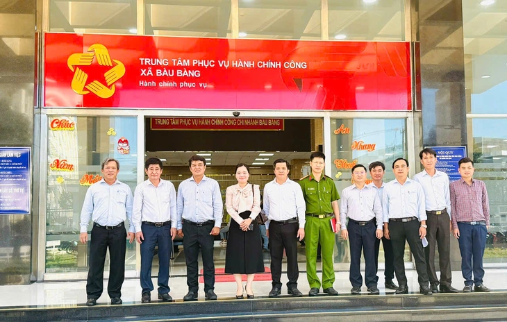 36 xã, phường Bình Dương sau sáp nhập: nộp hồ sơ số hóa gọn lẹ - Ảnh 2. sáp nhập - Ảnh 2.