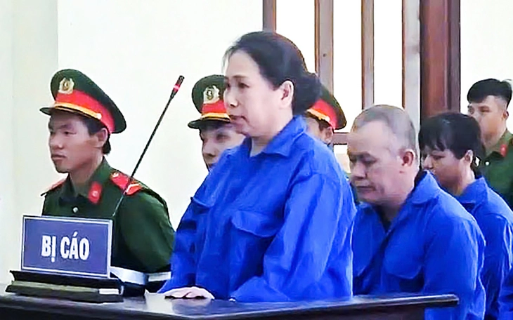 Phạt 5 năm tù đối với “cò lúa” chiếm đoạt hơn nửa tỉ đồng - Ảnh 3.