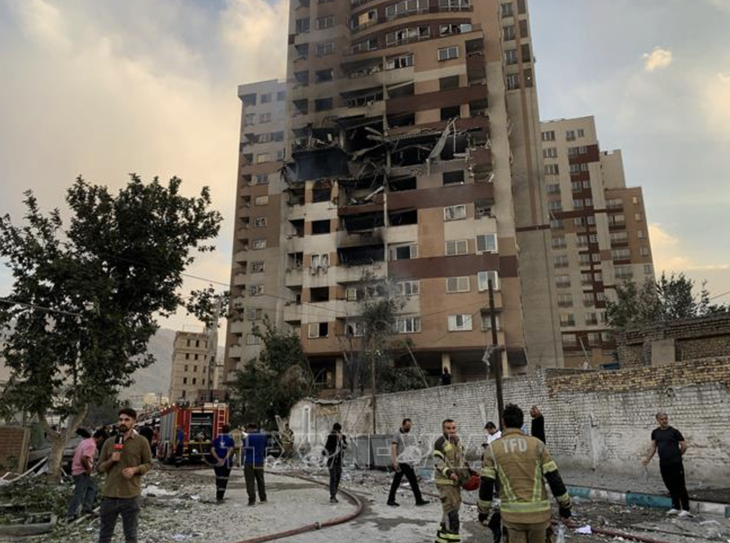18 công dân Việt Nam đã được sơ tán khỏi Iran - Ảnh 1. 18 công dân Việt Nam đã được sơ tán khỏi Iran - Ảnh 1.