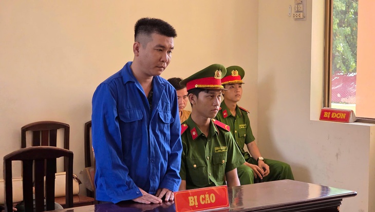Phạt 5 năm tù với 'cò lúa' chiếm đoạt hơn nửa tỉ đồng - Ảnh 1.