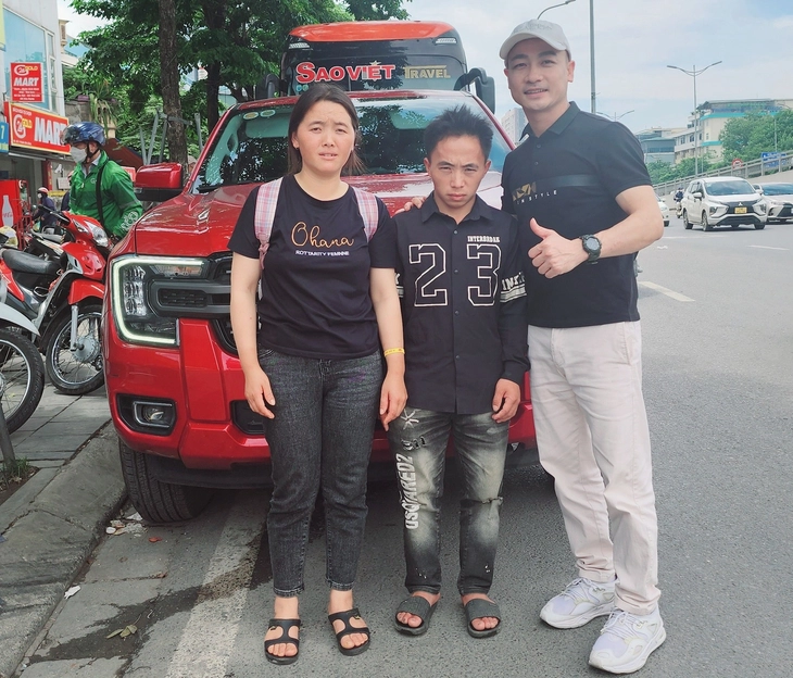 Vụ cuốc xe 'chặt chém' 4,2 triệu: Nạn nhân từ chối nhận thêm hỗ trợ, muốn tự làm để trả nợ - Ảnh 1.