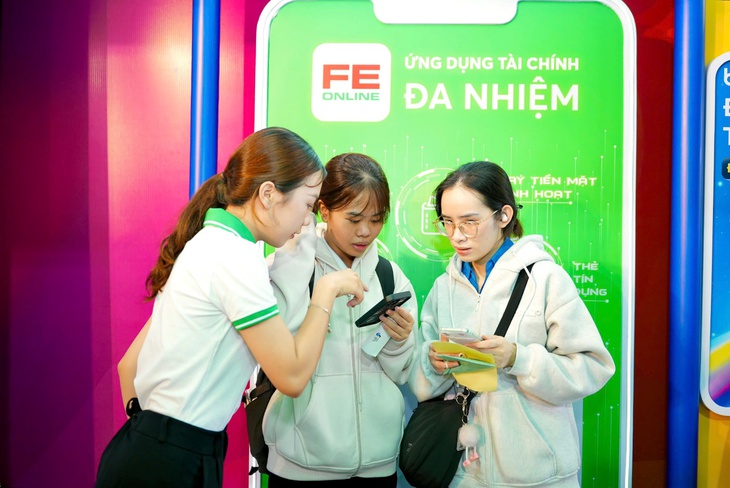 FE CREDIT - Ảnh 4.