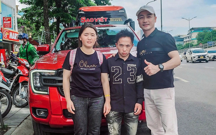 Chở theo con gái, tài xế Mercedes vẫn đỗ lại dùng ma túy rồi tông vào loạt ô tô trên đường - Ảnh 3.