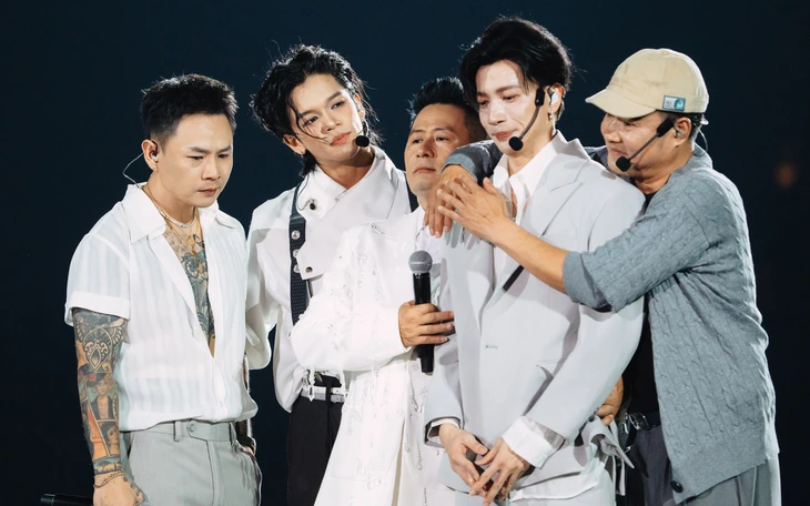 Dương Triệu Vũ bảo vệ Hoài Linh trước thông tin sai sự thật; Quang Trung gia nhập Running Man - Ảnh 8.