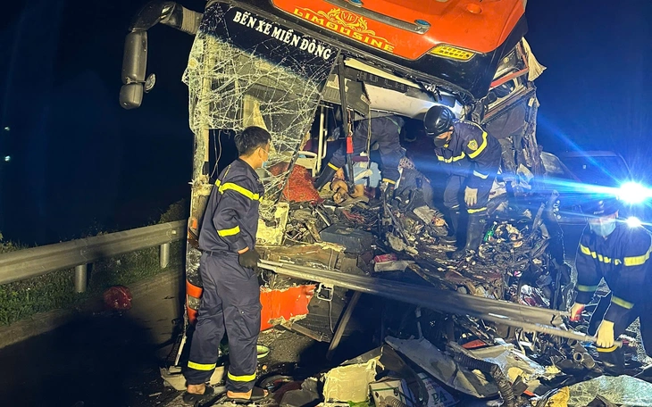 Tạm giữ hình sự tài xế xe đầu kéo vụ tai nạn ở cao tốc Đà Nẵng - Quảng Ngãi, 2 người chết - Ảnh 3.