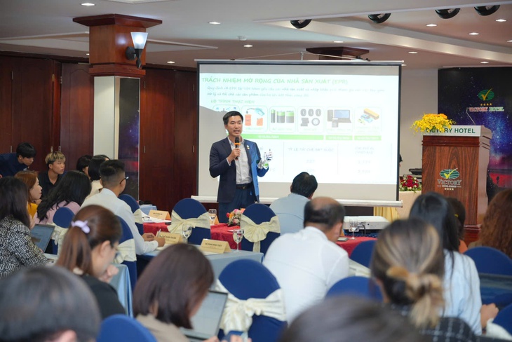 Nhiều doanh nghiệp lo về trách nhiệm tái chế, có đơn vị chuẩn bị sẵn tiền phạt - Ảnh 2.