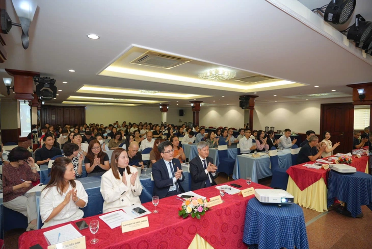 Nhiều doanh nghiệp lo về trách nhiệm tái chế, có đơn vị chuẩn bị sẵn tiền phạt - Ảnh 3.