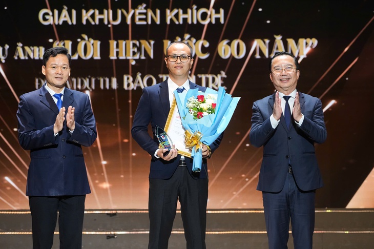 TP.HCM trao giải báo chí lần thứ 43, báo Tuổi Trẻ đoạt 9 giải - Ảnh 11.