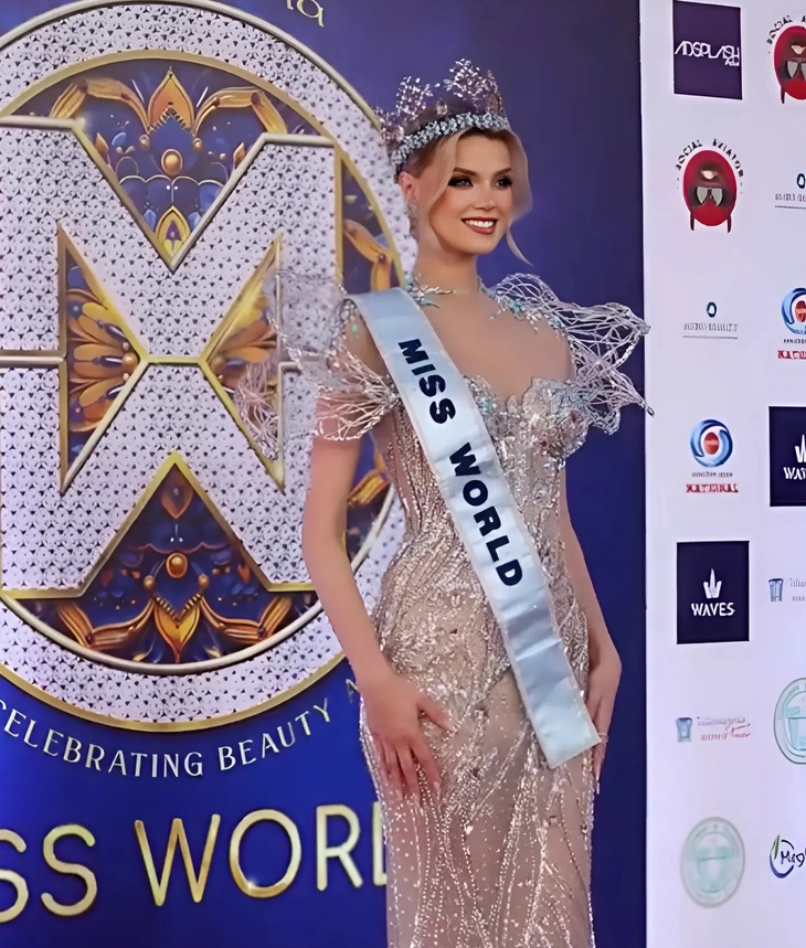 Phía Jack hoàn tiền cho một số người mua lightstick; Miss World 2024 diện đầm nhà thiết kế Việt - Ảnh 3. Jack - Ảnh 3.