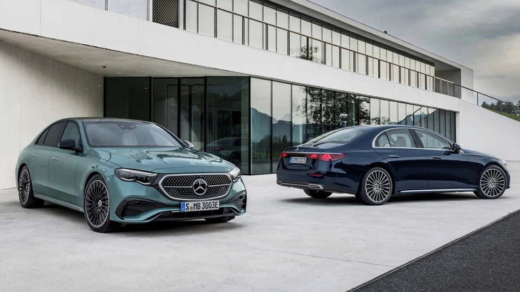 Mercedes-Benz E-Class - Ảnh 5.