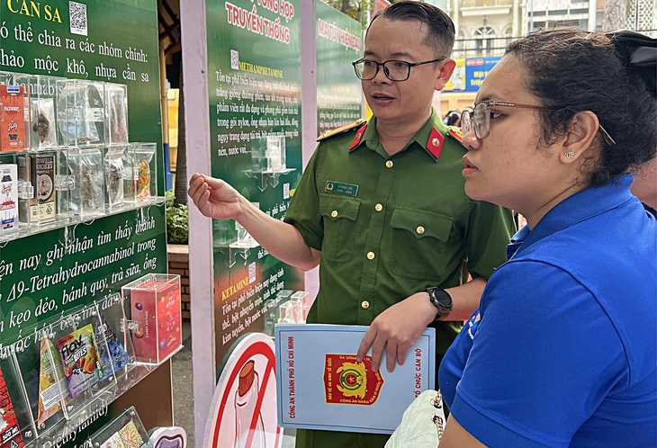 20 mùa trải nghiệm cùng Hoa phượng đỏ - Ảnh 2. 20 mùa trải nghiệm cùng Hoa phượng đỏ - Ảnh 2.