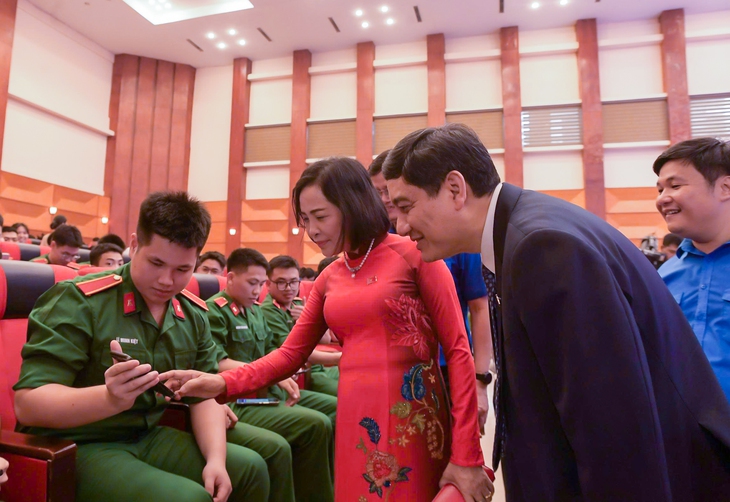 Facebook - Ảnh 1.