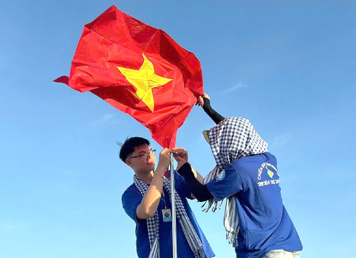 mùa hè xanh - Ảnh 1.