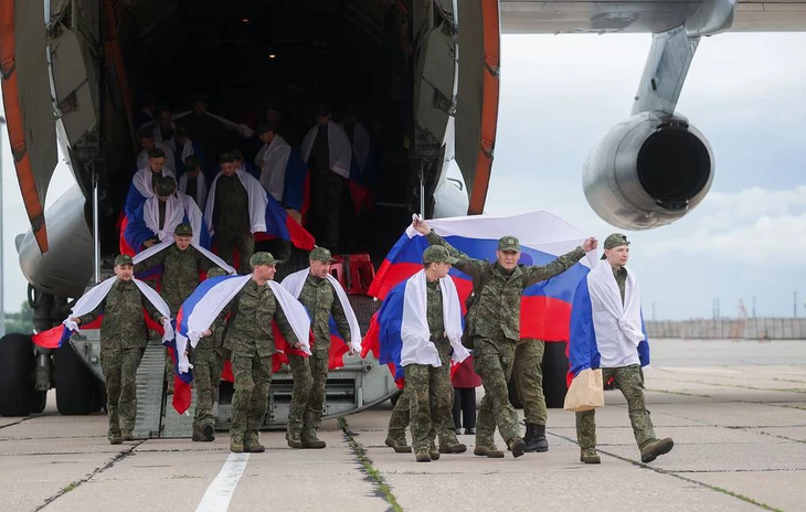 Nga, Ukraine tiếp tục trao đổi tù binh, nhiều người đã bị giam giữ 2 năm - Ảnh 2. Ukraine - Ảnh 2.