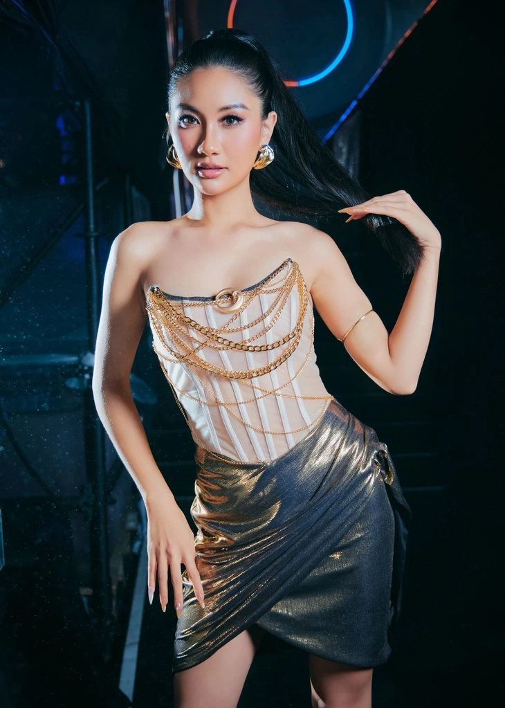 Minh Nhàn, Phương Linh hay ai đăng quang Miss Cosmo Vietnam 2025? - Ảnh 3. Miss Cosmo Vietnam - Ảnh 3.