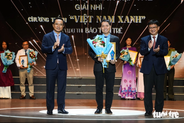 Dự án Việt Nam Xanh đạt Giải Nhì giải Báo chí TP.HCM lần thứ 43 - Ảnh 1.