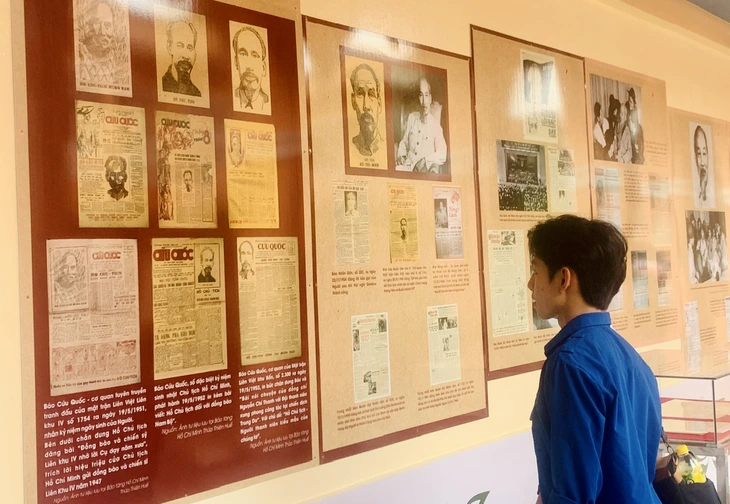 Chủ tịch Hồ Chí Minh viết hơn 2.000 bài báo với 182 bút danh bằng nhiều thứ tiếng - Ảnh 4. Chủ tịch Hồ Chí Minh viết hơn 2.000 bài báo bằng nhiều thứ tiếng - Ảnh 4.