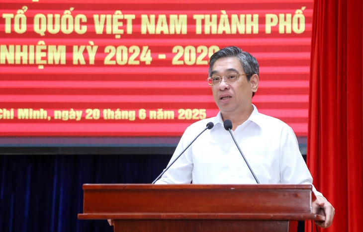 Công bố quyết định kết thúc và thành lập Ủy ban Mặt trận Tổ quốc Việt Nam TP.HCM - Ảnh 2.