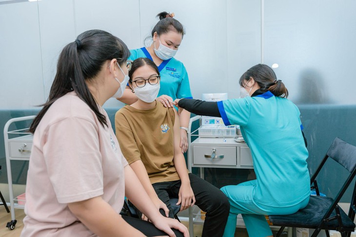 Vì sao vắc xin ngừa HPV lại hiệu quả nhất ở lứa tuổi 9 – 14? - Ảnh 1.