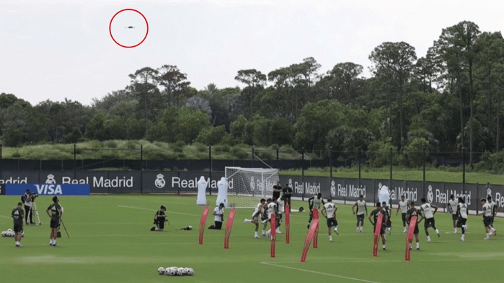Real Madrid dùng flycam hỗ trợ tập luyện tại FIFA Club World Cup - Ảnh 1.