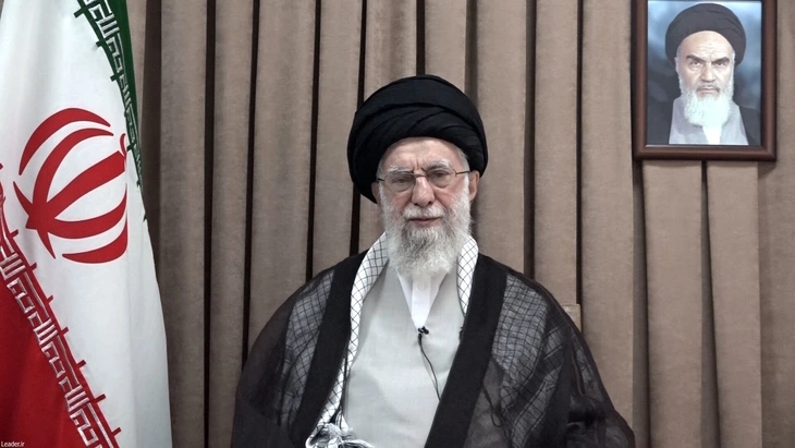 New York Times: Lãnh tụ tối cao Iran đã chỉ định người kế nhiệm phòng hờ bị ám sát - Ảnh 1.