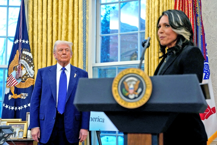Ông Trump nói giám đốc tình báo Mỹ 'sai' về chương trình hạt nhân của Iran - Ảnh 1.