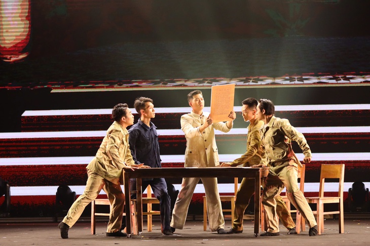 Thủ tướng: Báo chí cách mạng Việt Nam phò chính trừ tà; thổi bùng khát vọng Việt Nam hùng cường - Ảnh 4.
