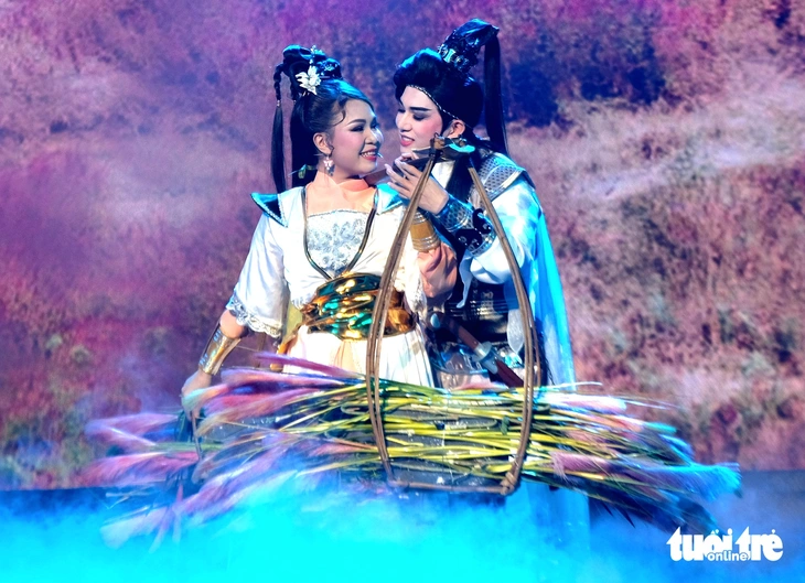 Tiếc cho Gánh cỏ sông Hàn - Ảnh 1.