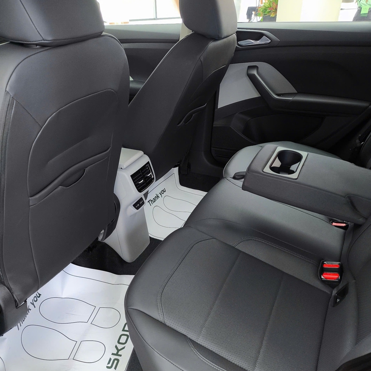 Ảnh thực tế 2 bản Skoda Kushaq tại Việt Nam: Giá dự kiến từ dưới 600 triệu đồng, ra mắt tháng này cạnh tranh Xforce, Creta- Ảnh 13. Skoda Kushaq - Ảnh 12.