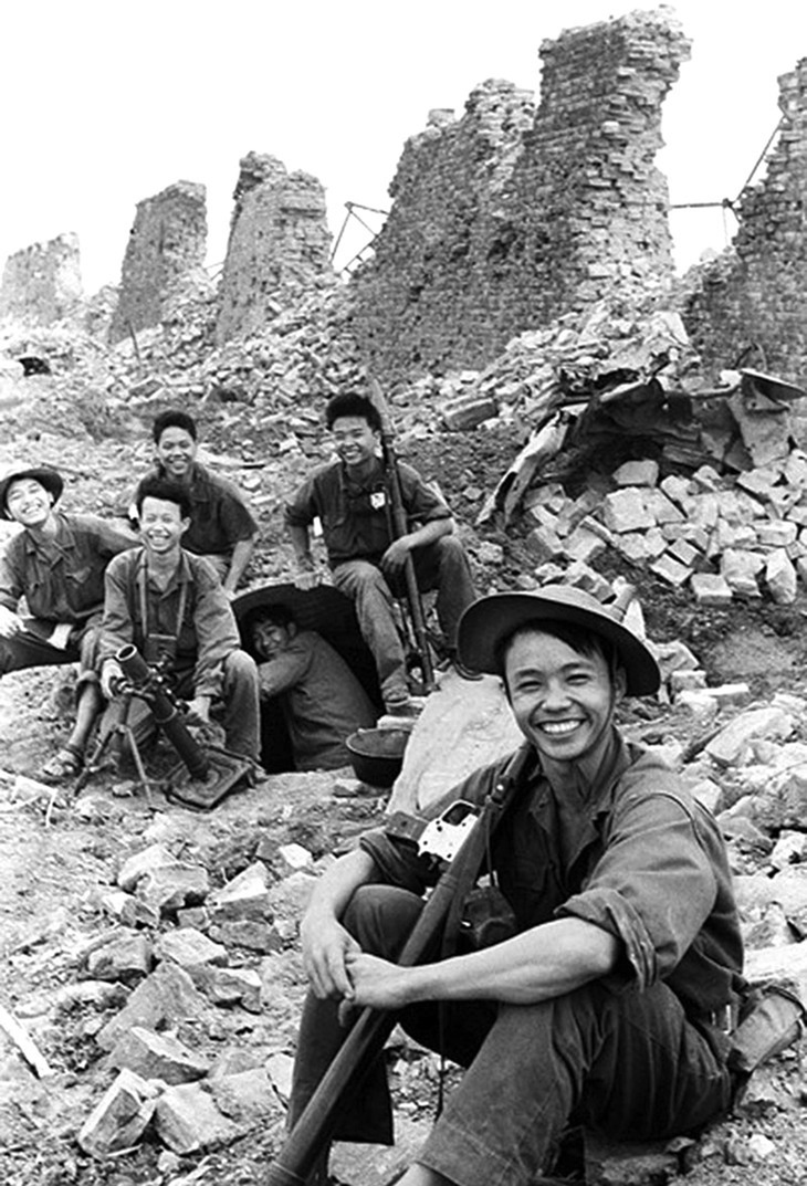 nhà báo chiến trường - Ảnh 2.