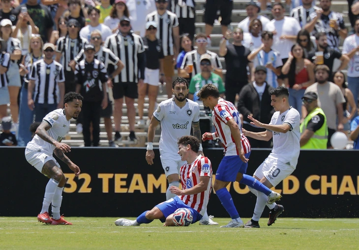 Giành chiến thắng, Atletico Madrid vẫn bị loại từ vòng bảng FIFA Club World Cup - Ảnh 2.