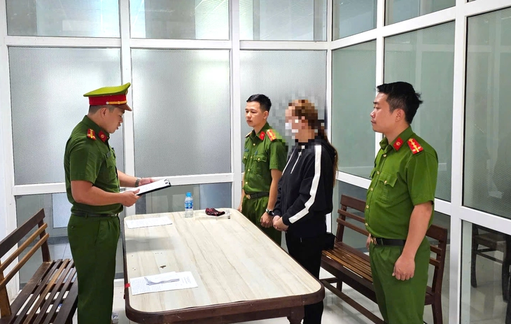 mỹ phẩm - Ảnh 1.