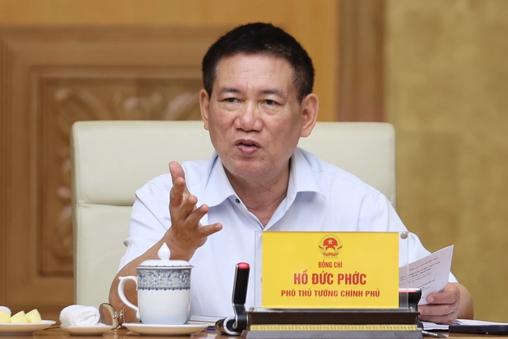 Thủ tướng họp ứng phó tác động từ căng thẳng chiến sự tại Trung Đông - Ảnh 3.