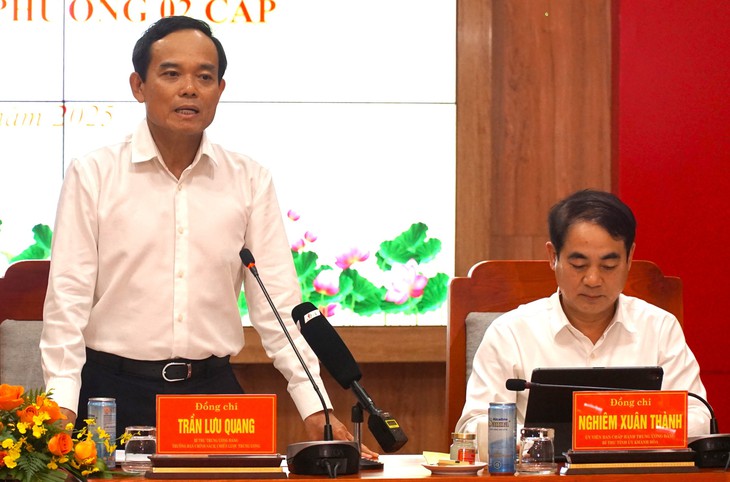 Ông Trần Lưu Quang: Đồng tình phương án đưa cán bộ từ tỉnh về công tác tại xã, phường mới Ông Trần Lưu Quang: Đồng tình phương án đưa cán bộ từ tỉnh về công tác tại xã, phường mới
